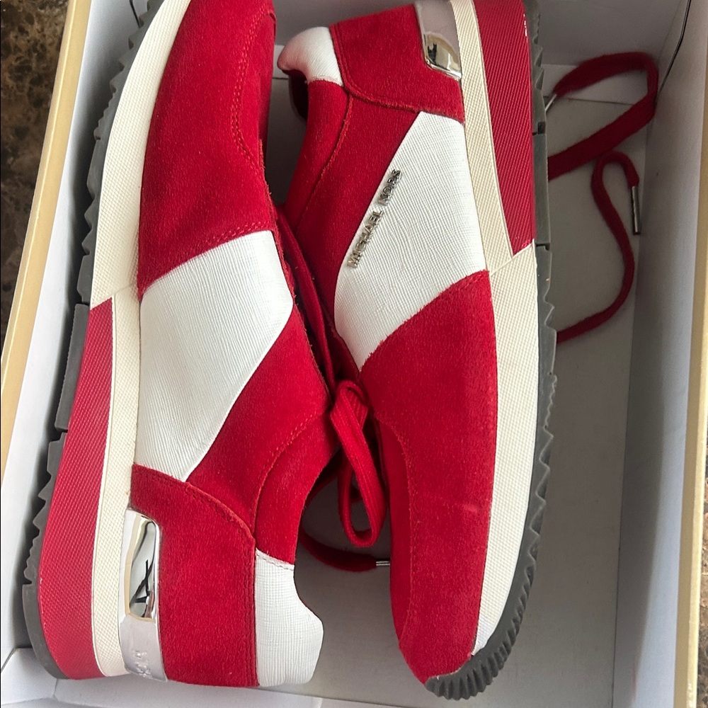 Michael Kors Allie Trainers